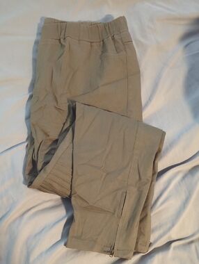 Umgee Olive Green Casual Elastic Waist Pants